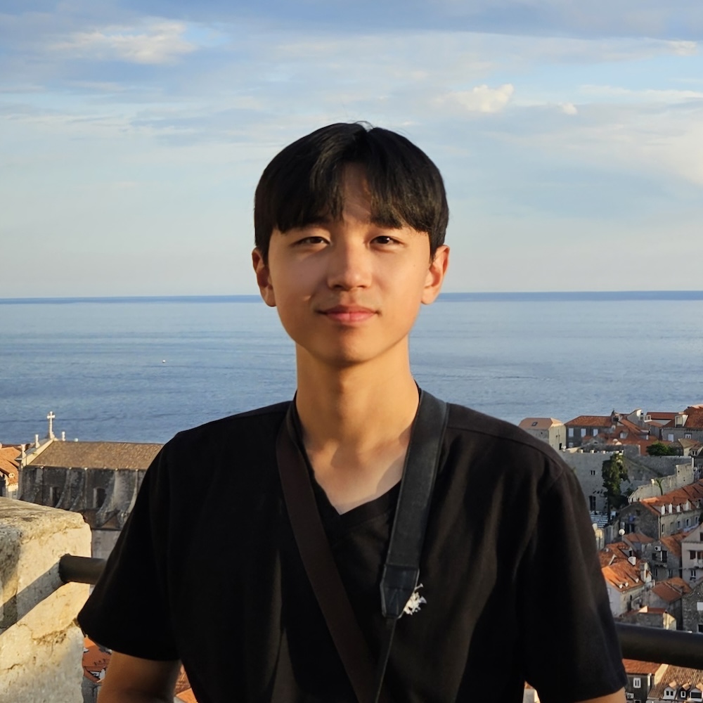 Portrait of Hansol Ryu